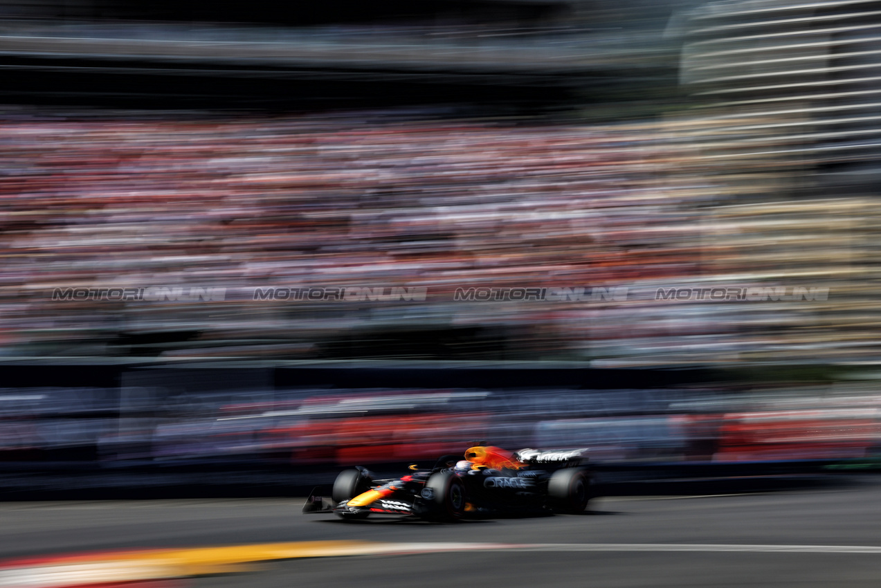 GP MONACO, Max Verstappen (NLD) Red Bull Racing RB21.

24.05.2025. Formula 1 World Championship, Rd 8, Monaco Grand Prix, Monte Carlo, Monaco, Qualifiche Day.

- www.xpbimages.com, EMail: requests@xpbimages.com © Copyright: Charniaux / XPB Images