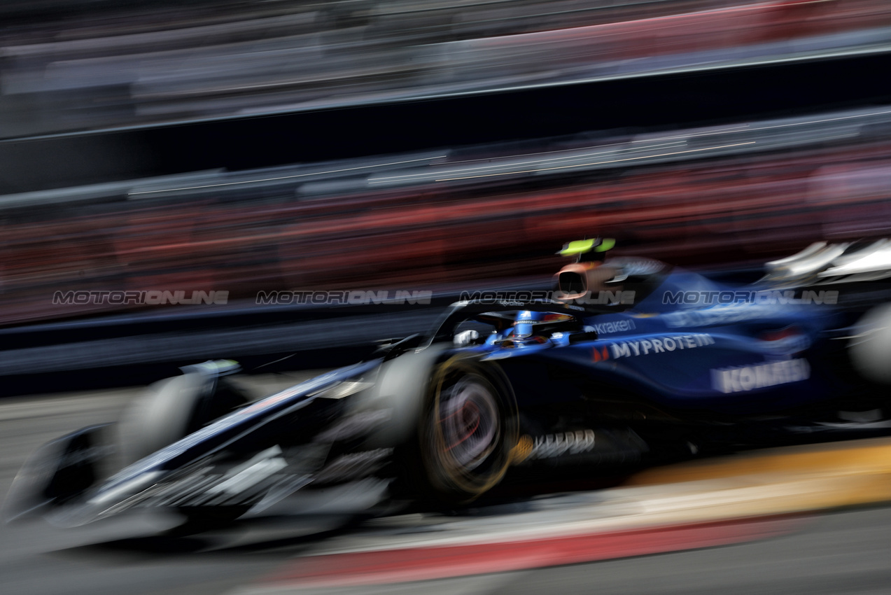 GP MONACO, Carlos Sainz (ESP) Atlassian Williams Racing FW47.

24.05.2025. Formula 1 World Championship, Rd 8, Monaco Grand Prix, Monte Carlo, Monaco, Qualifiche Day.

- www.xpbimages.com, EMail: requests@xpbimages.com © Copyright: Charniaux / XPB Images