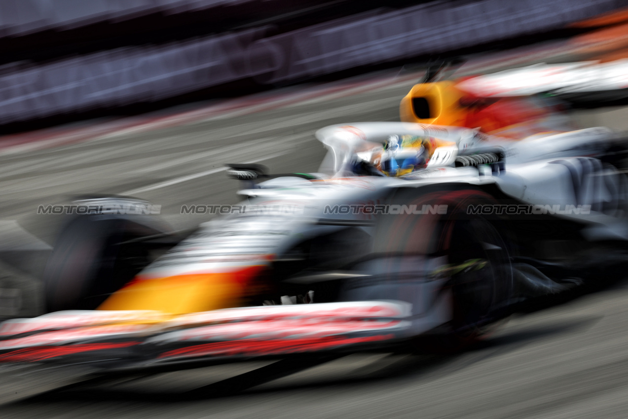 GP MONACO, Isack Hadjar (FRA) Racing Bulls VCARB 02.

24.05.2025. Formula 1 World Championship, Rd 8, Monaco Grand Prix, Monte Carlo, Monaco, Qualifiche Day.

- www.xpbimages.com, EMail: requests@xpbimages.com © Copyright: Moy / XPB Images