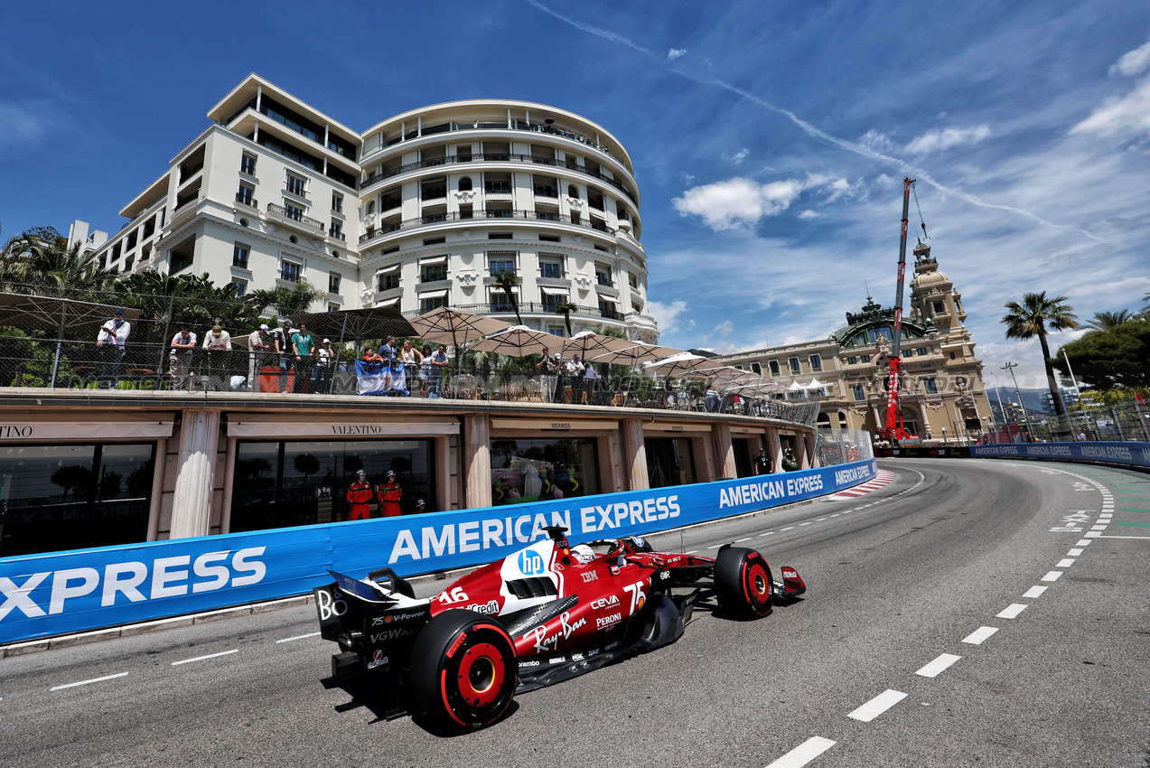 GP MONACO, Charles Leclerc (MON) Ferrari SF-25.

24.05.2025. Formula 1 World Championship, Rd 8, Monaco Grand Prix, Monte Carlo, Monaco, Qualifiche Day.

- www.xpbimages.com, EMail: requests@xpbimages.com © Copyright: Moy / XPB Images