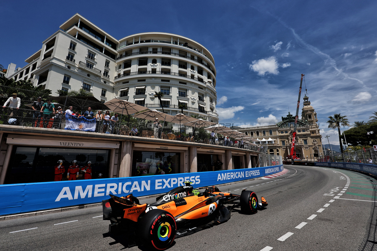 GP MONACO, Lando Norris (GBR) McLaren MCL39.

24.05.2025. Formula 1 World Championship, Rd 8, Monaco Grand Prix, Monte Carlo, Monaco, Qualifiche Day.

- www.xpbimages.com, EMail: requests@xpbimages.com © Copyright: Moy / XPB Images