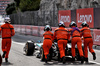 GP MONACO, George Russell (GBR) Mercedes AMG F1 W16 is pushed to safety by marshals after he stopped in the tunnel during qualifying.

24.05.2025. Formula 1 World Championship, Rd 8, Monaco Grand Prix, Monte Carlo, Monaco, Qualifiche Day.

- www.xpbimages.com, EMail: requests@xpbimages.com © Copyright: Price / XPB Images