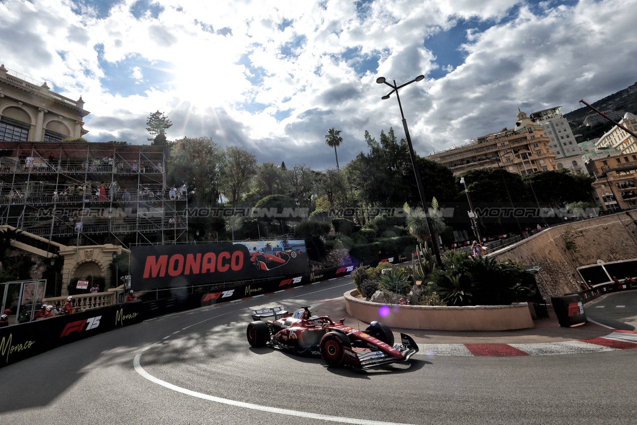 GP MONACO, Charles Leclerc (MON) Ferrari SF-25.

23.05.2025. Formula 1 World Championship, Rd 8, Monaco Grand Prix, Monte Carlo, Monaco, Practice Day.

- www.xpbimages.com, EMail: requests@xpbimages.com © Copyright: Bearne / XPB Images