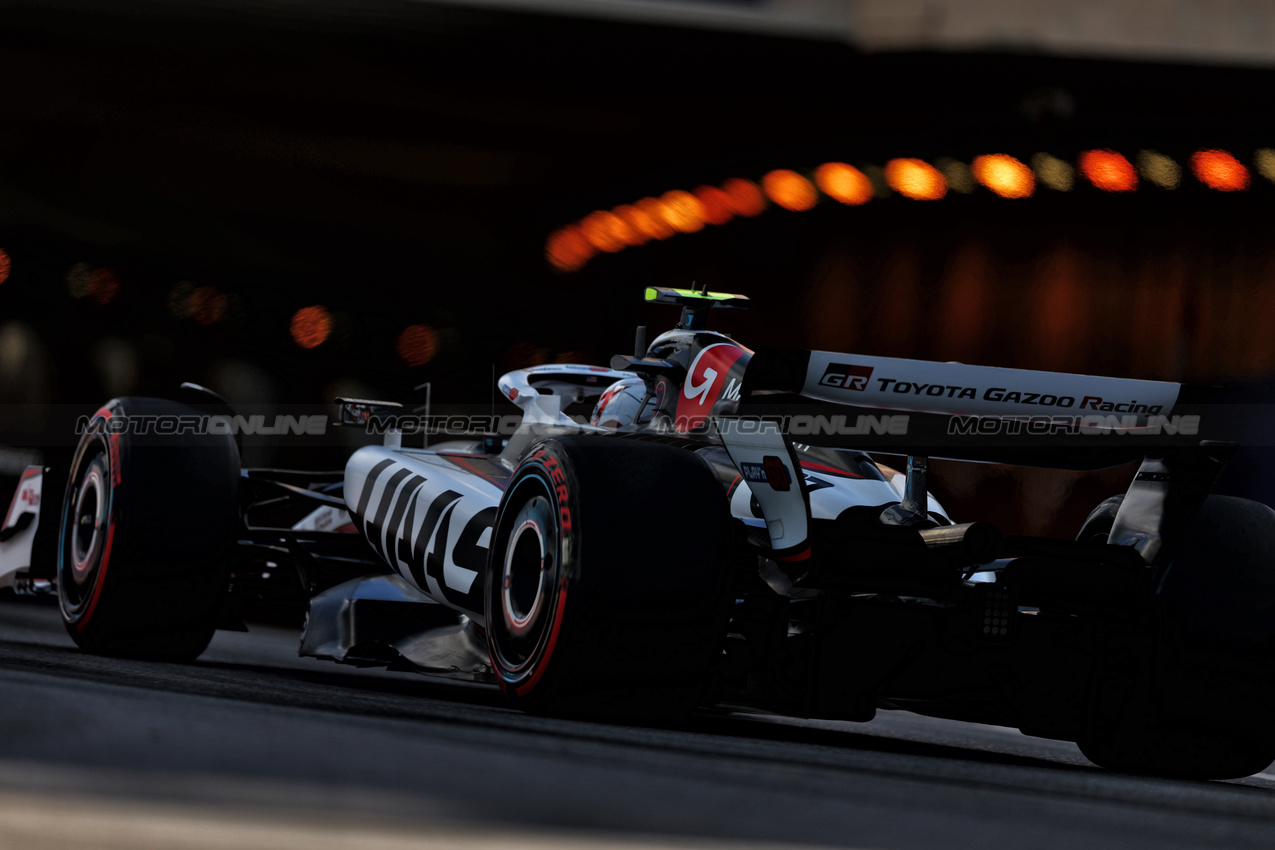 GP MONACO, Oliver Bearman (GBR) Haas VF-25.

23.05.2025. Formula 1 World Championship, Rd 8, Monaco Grand Prix, Monte Carlo, Monaco, Practice Day.

- www.xpbimages.com, EMail: requests@xpbimages.com © Copyright: Charniaux / XPB Images