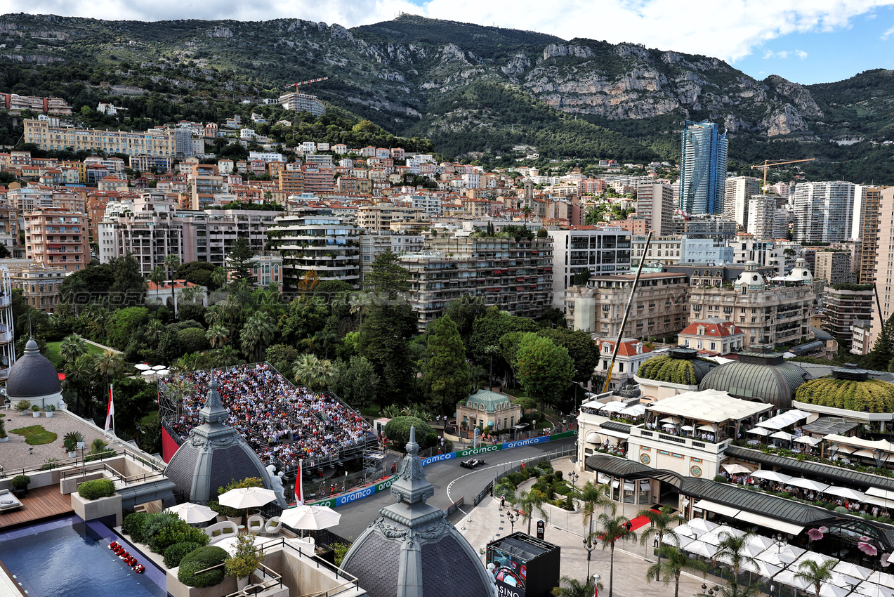 GP MONACO, Oliver Bearman (GBR) Haas VF-25.

23.05.2025. Formula 1 World Championship, Rd 8, Monaco Grand Prix, Monte Carlo, Monaco, Practice Day.

- www.xpbimages.com, EMail: requests@xpbimages.com © Copyright: Moy / XPB Images