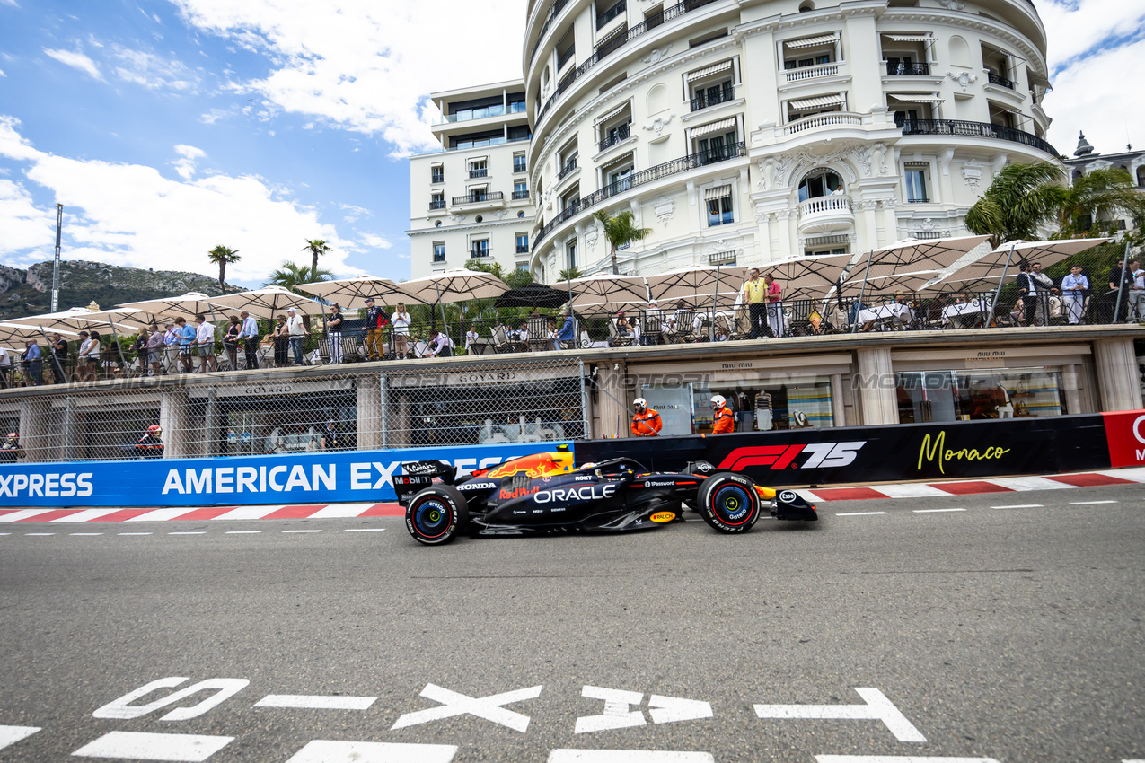GP MONACO, Yuki Tsunoda (JPN) Red Bull Racing RB21.

23.05.2025. Formula 1 World Championship, Rd 8, Monaco Grand Prix, Monte Carlo, Monaco, Practice Day.

- www.xpbimages.com, EMail: requests@xpbimages.com © Copyright: Bearne / XPB Images