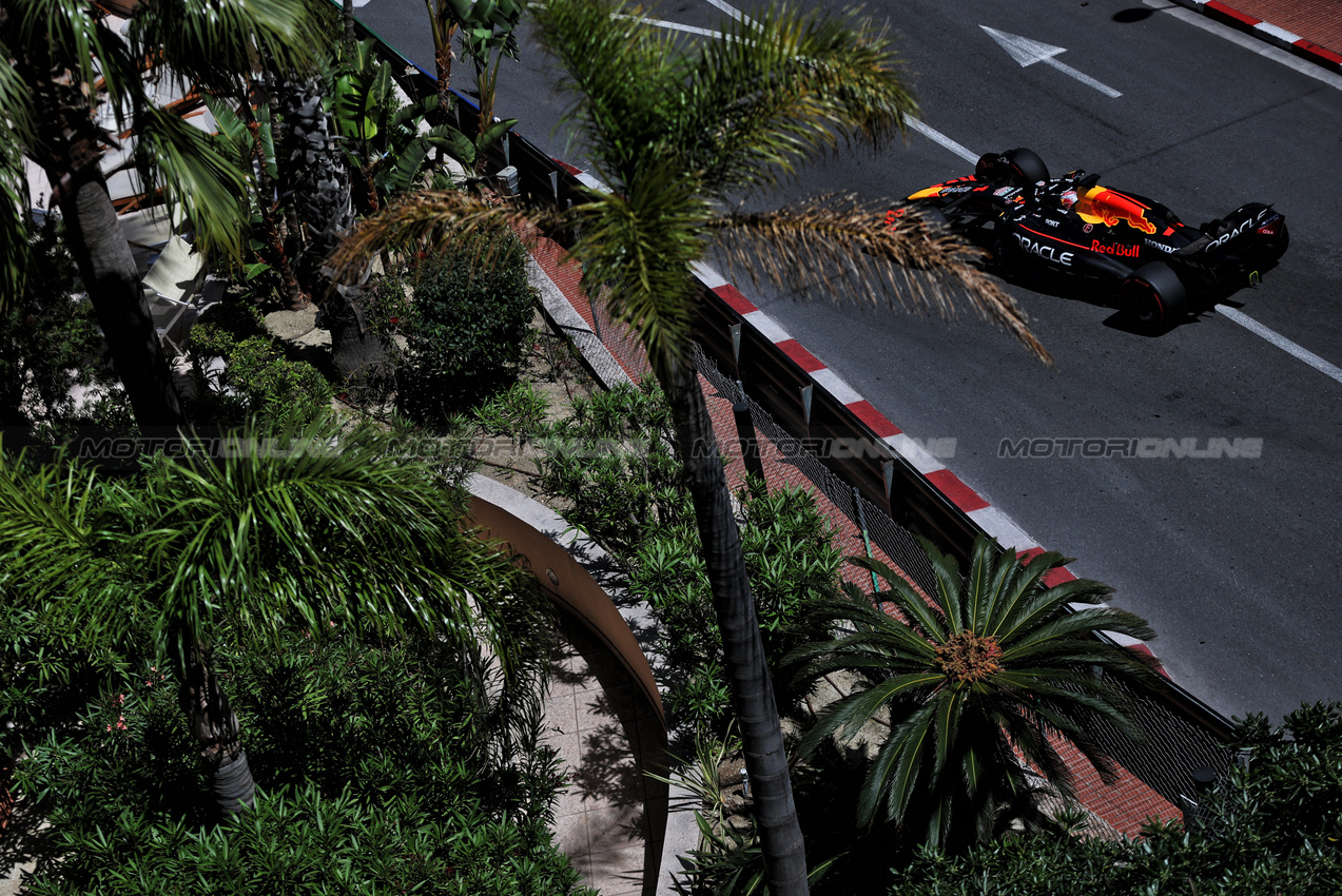 GP MONACO, Max Verstappen (NLD) Red Bull Racing RB21.

23.05.2025. Formula 1 World Championship, Rd 8, Monaco Grand Prix, Monte Carlo, Monaco, Practice Day.

- www.xpbimages.com, EMail: requests@xpbimages.com © Copyright: Charniaux / XPB Images