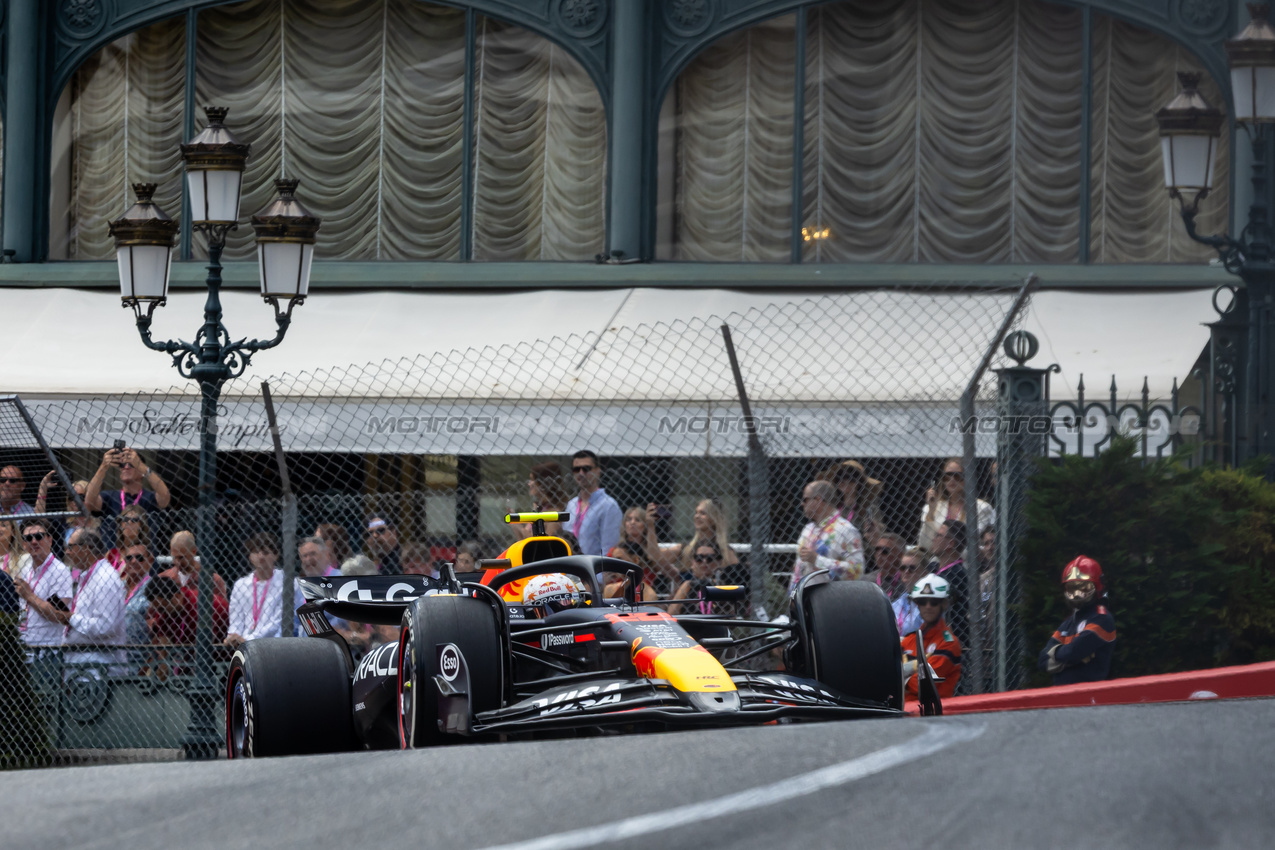 GP MONACO, Yuki Tsunoda (JPN) Red Bull Racing RB21.

23.05.2025. Formula 1 World Championship, Rd 8, Monaco Grand Prix, Monte Carlo, Monaco, Practice Day.

- www.xpbimages.com, EMail: requests@xpbimages.com © Copyright: Bearne / XPB Images