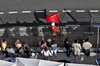 GP MONACO, Marshal waves a red flag in the second practice session.

23.05.2025. Formula 1 World Championship, Rd 8, Monaco Grand Prix, Monte Carlo, Monaco, Practice Day.

- www.xpbimages.com, EMail: requests@xpbimages.com © Copyright: Moy / XPB Images