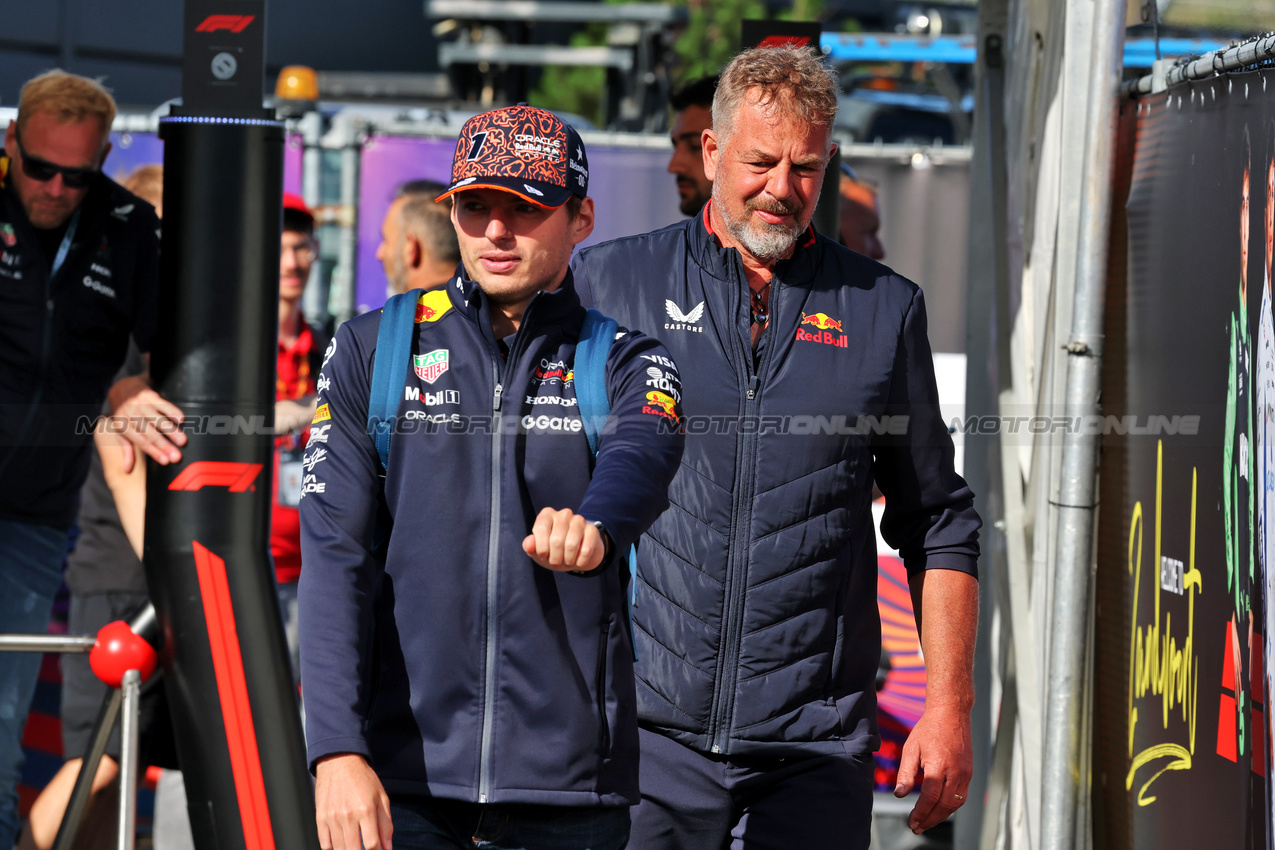 GP OLANDA, Max Verstappen (NLD) Red Bull Racing.

31.08.2025. Formula 1 World Championship, Rd 15, Dutch Grand Prix, Zandvoort, Netherlands, Gara Day.

- www.xpbimages.com, EMail: requests@xpbimages.com © Copyright: Moy / XPB Images