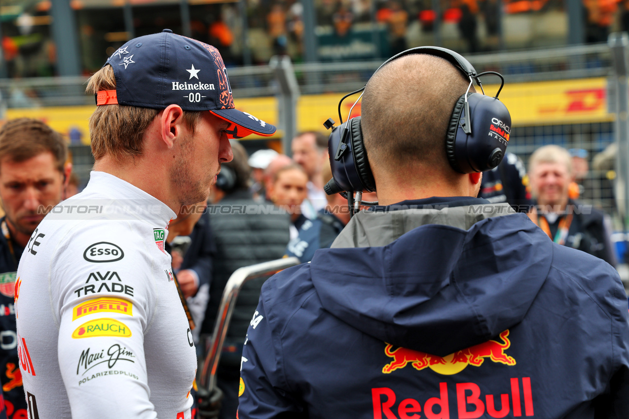 GP OLANDA, Max Verstappen (NLD) Red Bull Racing on the grid.

31.08.2025. Formula 1 World Championship, Rd 15, Dutch Grand Prix, Zandvoort, Netherlands, Gara Day.

- www.xpbimages.com, EMail: requests@xpbimages.com © Copyright: Batchelor / XPB Images