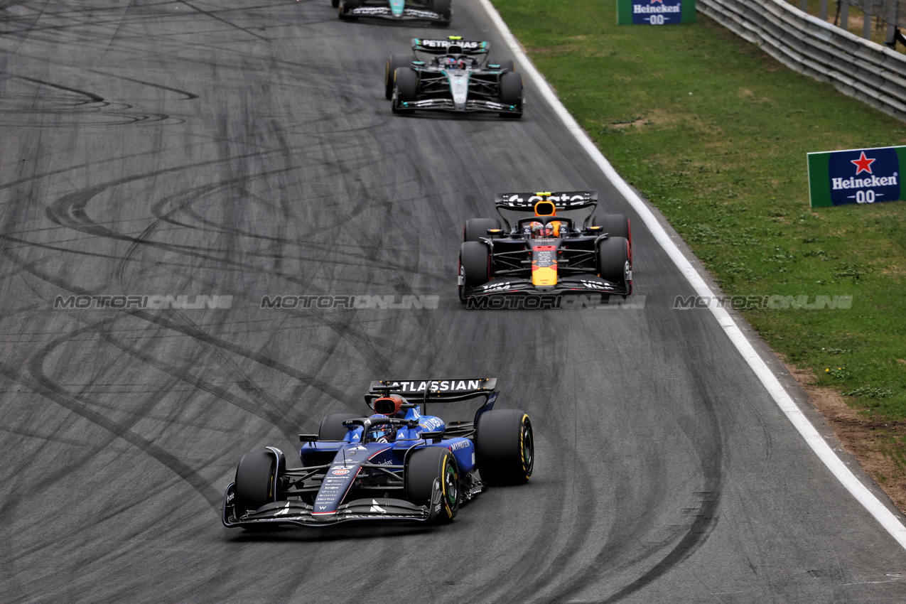 GP OLANDA, Alexander Albon (THA) Atlassian Williams Racing FW47.

31.08.2025. Formula 1 World Championship, Rd 15, Dutch Grand Prix, Zandvoort, Netherlands, Gara Day.

- www.xpbimages.com, EMail: requests@xpbimages.com © Copyright: Batchelor / XPB Images