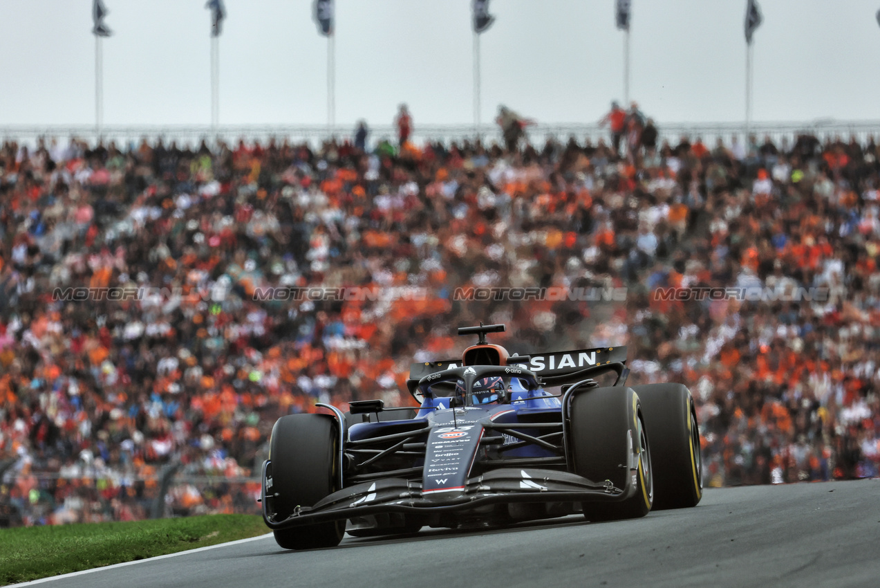 GP OLANDA, Alexander Albon (THA) Atlassian Williams Racing FW47.

31.08.2025. Formula 1 World Championship, Rd 15, Dutch Grand Prix, Zandvoort, Netherlands, Gara Day.

- www.xpbimages.com, EMail: requests@xpbimages.com © Copyright: Moy / XPB Images
