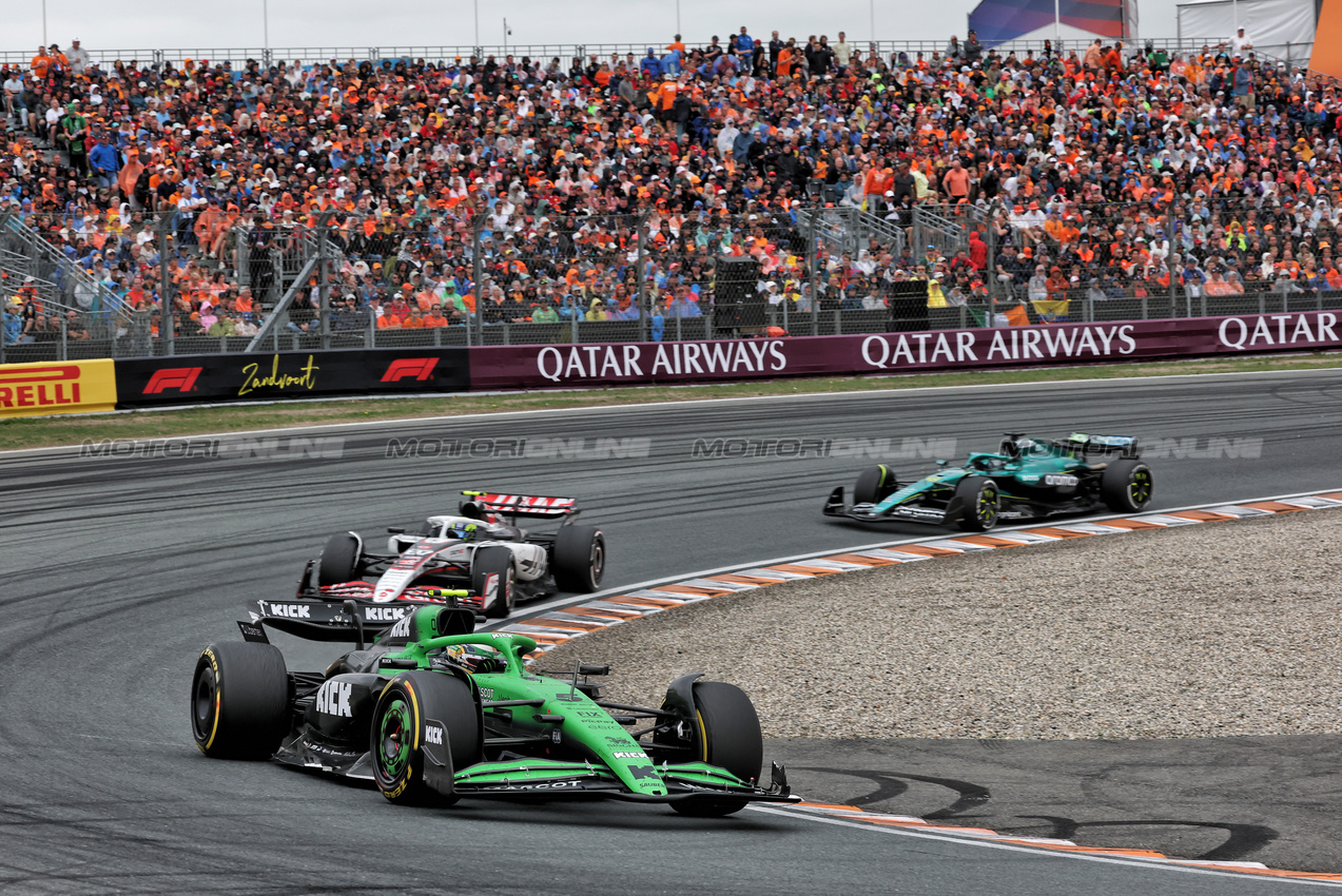 GP OLANDA, Gabriel Bortoleto (BRA) Sauber C45.

31.08.2025. Formula 1 World Championship, Rd 15, Dutch Grand Prix, Zandvoort, Netherlands, Gara Day.

- www.xpbimages.com, EMail: requests@xpbimages.com © Copyright: Charniaux / XPB Images