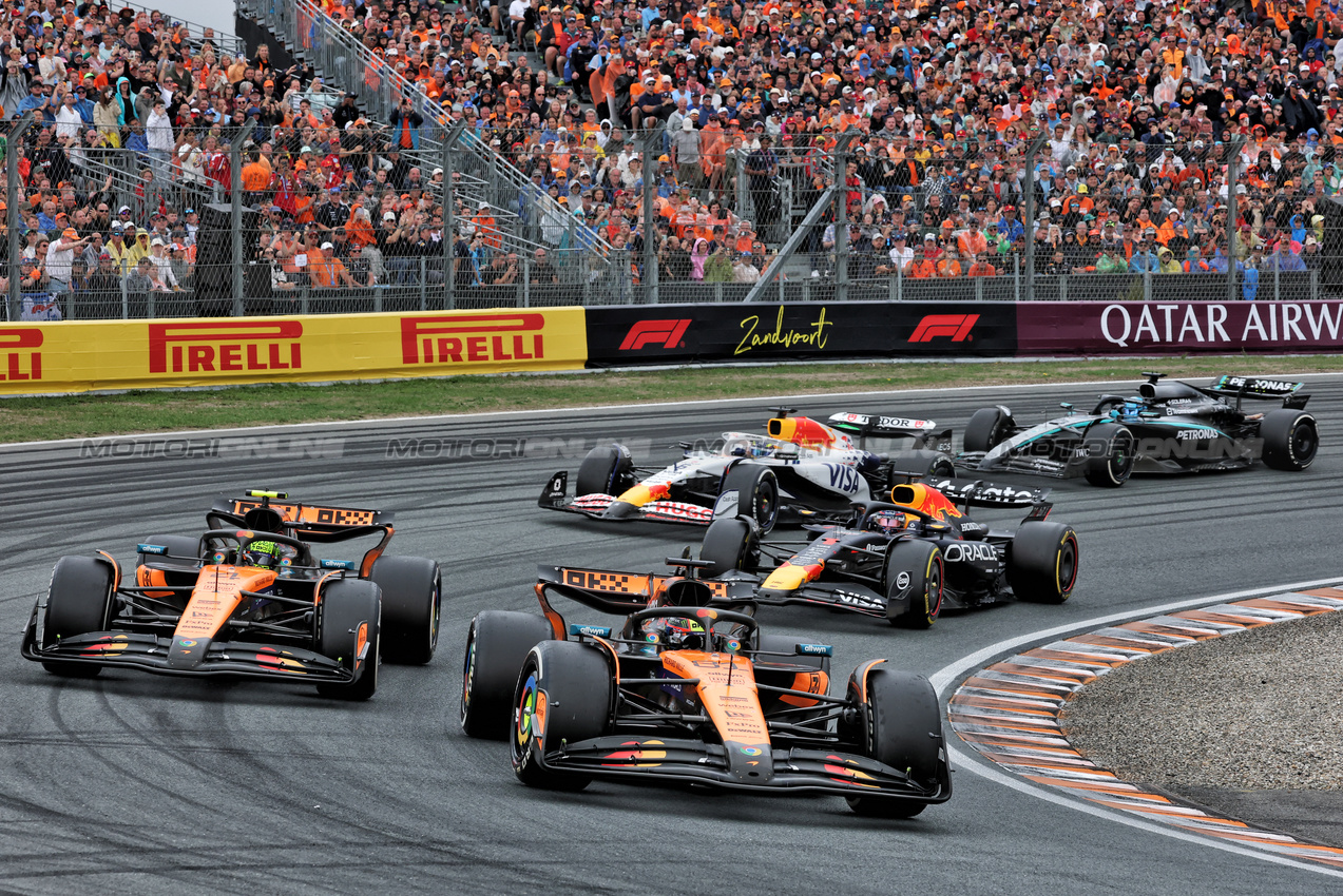 GP OLANDA, Oscar Piastri (AUS) McLaren MCL39.

31.08.2025. Formula 1 World Championship, Rd 15, Dutch Grand Prix, Zandvoort, Netherlands, Gara Day.

- www.xpbimages.com, EMail: requests@xpbimages.com © Copyright: Charniaux / XPB Images
