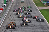 GP OLANDA, Oscar Piastri (AUS) McLaren MCL39 davanti a Max Verstappen (NLD) Red Bull Racing RB21 e Lando Norris (GBR) McLaren MCL39 at the partenza of the race.

31.08.2025. Formula 1 World Championship, Rd 15, Dutch Grand Prix, Zandvoort, Netherlands, Gara Day.

- www.xpbimages.com, EMail: requests@xpbimages.com © Copyright: Batchelor / XPB Images