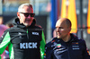 GP OLANDA, (L to R): Jonathan Wheatley (GBR) Sauber Team Principal with Gianpiero Lambiase (ITA) Red Bull Racing Head of Racing.

31.08.2025. Formula 1 World Championship, Rd 15, Dutch Grand Prix, Zandvoort, Netherlands, Gara Day.

- www.xpbimages.com, EMail: requests@xpbimages.com © Copyright: Batchelor / XPB Images