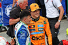 GP OLANDA, (L to R): Isack Hadjar (FRA) Racing Bulls celebrates his third position in parc ferme with vincitore Oscar Piastri (AUS) McLaren.

31.08.2025. Formula 1 World Championship, Rd 15, Dutch Grand Prix, Zandvoort, Netherlands, Gara Day.

- www.xpbimages.com, EMail: requests@xpbimages.com © Copyright: Bearne / XPB Images