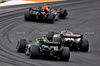GP OLANDA, Esteban Ocon (FRA) Haas VF-25 e Gabriel Bortoleto (BRA) Sauber C45 battle for position.

31.08.2025. Formula 1 World Championship, Rd 15, Dutch Grand Prix, Zandvoort, Netherlands, Gara Day.

- www.xpbimages.com, EMail: requests@xpbimages.com © Copyright: Batchelor / XPB Images