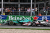 GP OLANDA, Lance Stroll (CDN) Aston Martin F1 Team AMR25 e Oliver Bearman (GBR) Haas VF-25 battle for position.

31.08.2025. Formula 1 World Championship, Rd 15, Dutch Grand Prix, Zandvoort, Netherlands, Gara Day.

- www.xpbimages.com, EMail: requests@xpbimages.com © Copyright: Batchelor / XPB Images