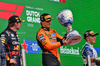 GP OLANDA, Gara winner Oscar Piastri (AUS) McLaren celebrates on the podium.

31.08.2025. Formula 1 World Championship, Rd 15, Dutch Grand Prix, Zandvoort, Netherlands, Gara Day.

- www.xpbimages.com, EMail: requests@xpbimages.com © Copyright: Charniaux / XPB Images