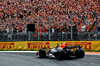 GP OLANDA, Max Verstappen (NLD) Red Bull Racing waves to the crowd at the end of the race.

31.08.2025. Formula 1 World Championship, Rd 15, Dutch Grand Prix, Zandvoort, Netherlands, Gara Day.

 - www.xpbimages.com, EMail: requests@xpbimages.com © Copyright: Coates / XPB Images