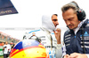 GP OLANDA, Carlos Sainz (ESP) Atlassian Williams Racing with Gaetan Jego (FRA) Atlassian Williams Racing Gara Engineer on the grid.

31.08.2025. Formula 1 World Championship, Rd 15, Dutch Grand Prix, Zandvoort, Netherlands, Gara Day.

- www.xpbimages.com, EMail: requests@xpbimages.com © Copyright: Bearne / XPB Images