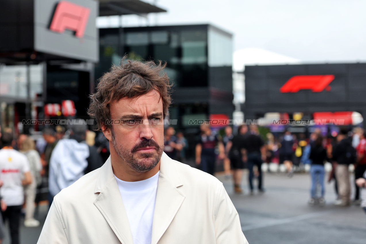 GP OLANDA, Fernando Alonso (ESP) Aston Martin F1 Team.

28.08.2025. Formula 1 World Championship, Rd 15, Dutch Grand Prix, Zandvoort, Netherlands, Preparation Day.

- www.xpbimages.com, EMail: requests@xpbimages.com © Copyright: Bearne / XPB Images