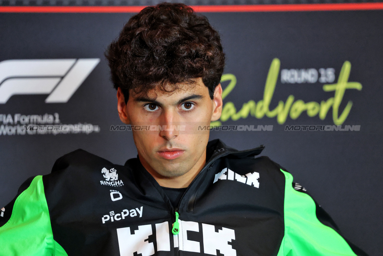 GP OLANDA, Gabriel Bortoleto (BRA) Sauber in the FIA Press Conference.

28.08.2025. Formula 1 World Championship, Rd 15, Dutch Grand Prix, Zandvoort, Netherlands, Preparation Day.

- www.xpbimages.com, EMail: requests@xpbimages.com © Copyright: Charniaux / XPB Images