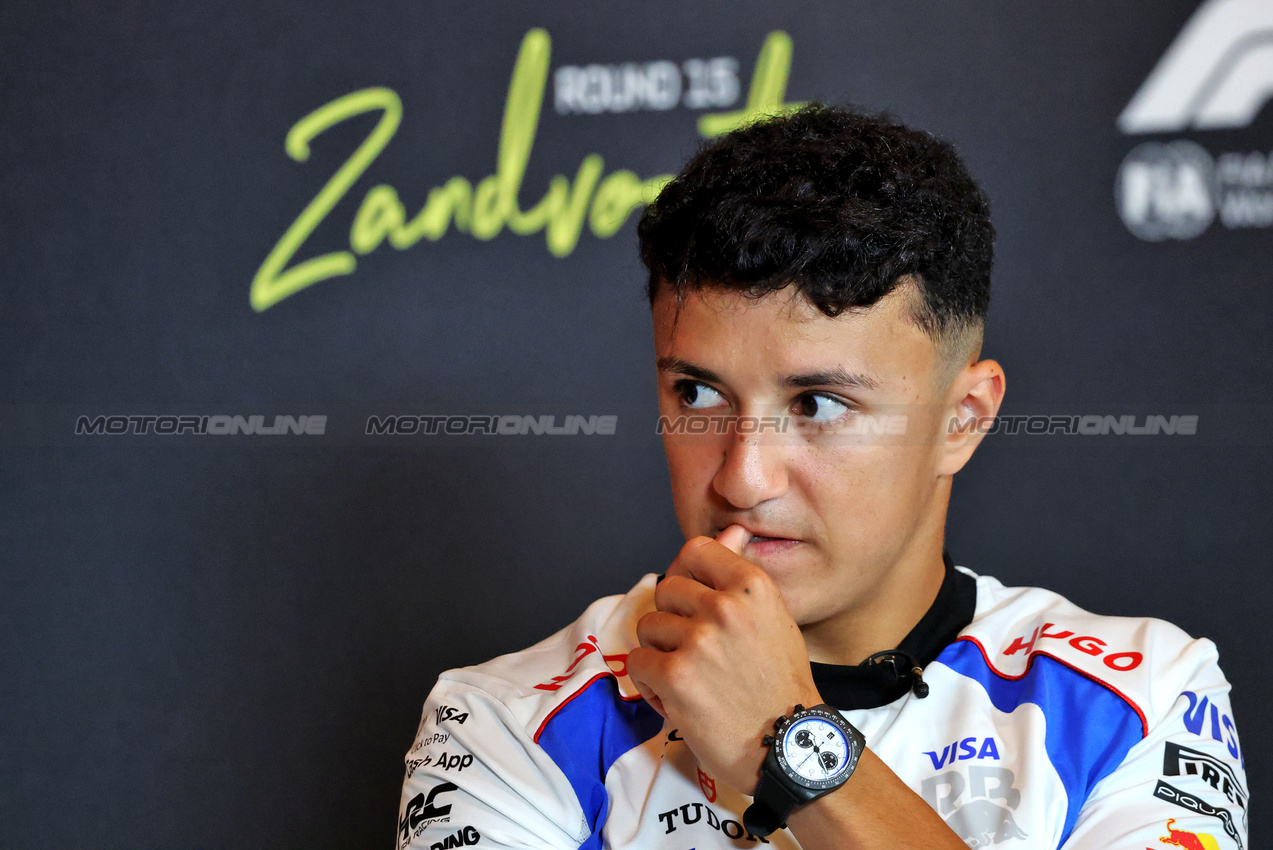 GP OLANDA, Isack Hadjar (FRA) Racing Bulls in the FIA Press Conference.

28.08.2025. Formula 1 World Championship, Rd 15, Dutch Grand Prix, Zandvoort, Netherlands, Preparation Day.

- www.xpbimages.com, EMail: requests@xpbimages.com © Copyright: Charniaux / XPB Images