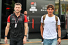 GP OLANDA, (L to R): Martin Poole (GBR) Haas F1 Team Personal Trainer with Oliver Bearman (GBR) Haas F1 Team.

28.08.2025. Formula 1 World Championship, Rd 15, Dutch Grand Prix, Zandvoort, Netherlands, Preparation Day.

- www.xpbimages.com, EMail: requests@xpbimages.com © Copyright: Moy / XPB Images