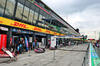 GP OLANDA, Circuit Atmosfera - pit lane e garages.

28.08.2025. Formula 1 World Championship, Rd 15, Dutch Grand Prix, Zandvoort, Netherlands, Preparation Day.

- www.xpbimages.com, EMail: requests@xpbimages.com © Copyright: Moy / XPB Images