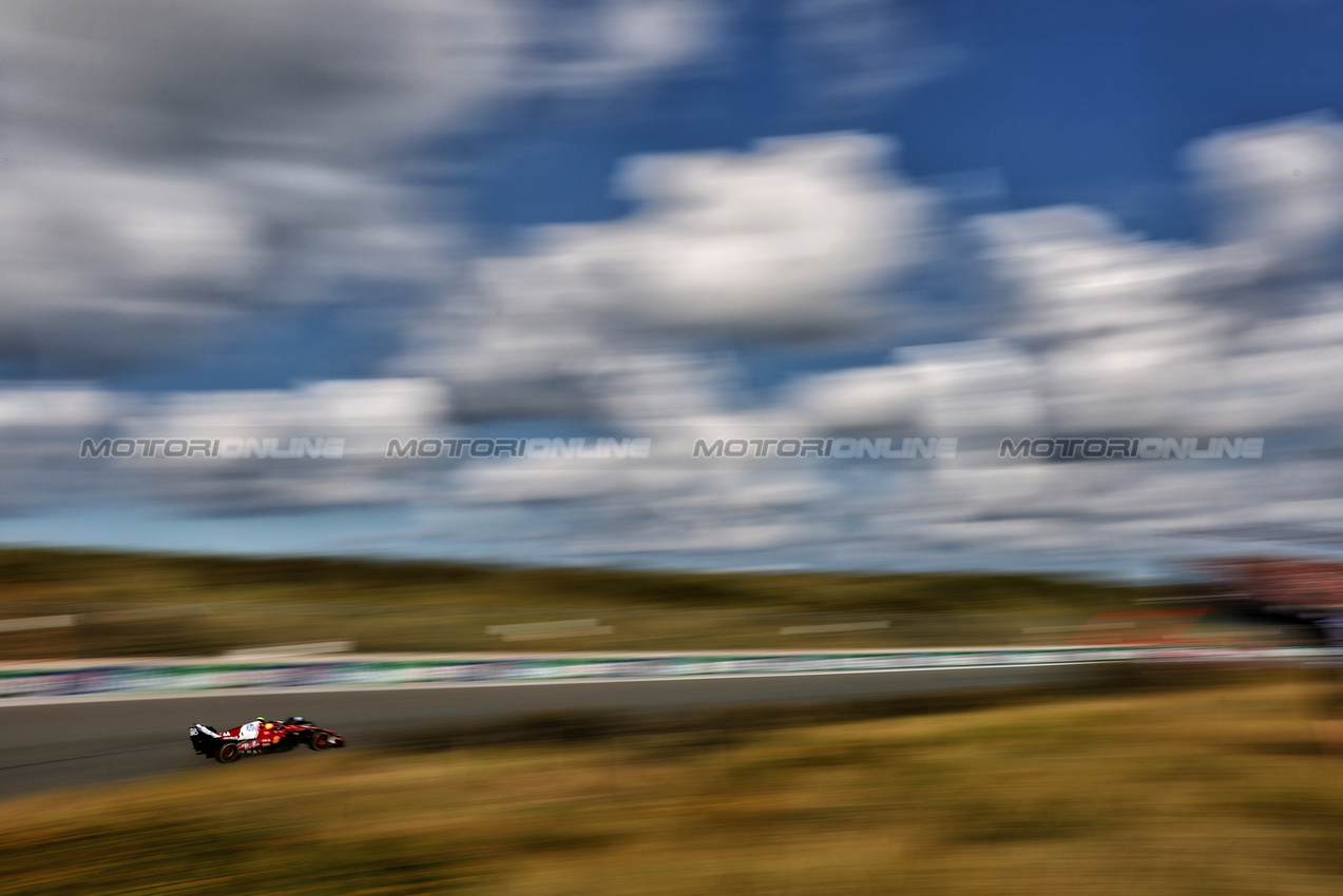 GP OLANDA, Lewis Hamilton (GBR) Ferrari SF-25.

30.08.2025. Formula 1 World Championship, Rd 15, Dutch Grand Prix, Zandvoort, Netherlands, Qualifiche Day.

- www.xpbimages.com, EMail: requests@xpbimages.com © Copyright: Charniaux / XPB Images