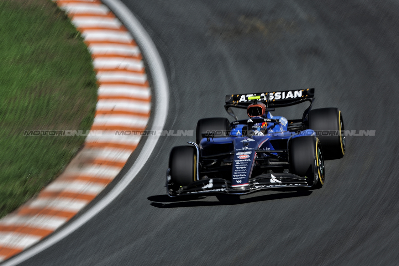 GP OLANDA, Carlos Sainz (ESP) Atlassian Williams Racing FW47.

30.08.2025. Formula 1 World Championship, Rd 15, Dutch Grand Prix, Zandvoort, Netherlands, Qualifiche Day.

- www.xpbimages.com, EMail: requests@xpbimages.com © Copyright: Bearne / XPB Images