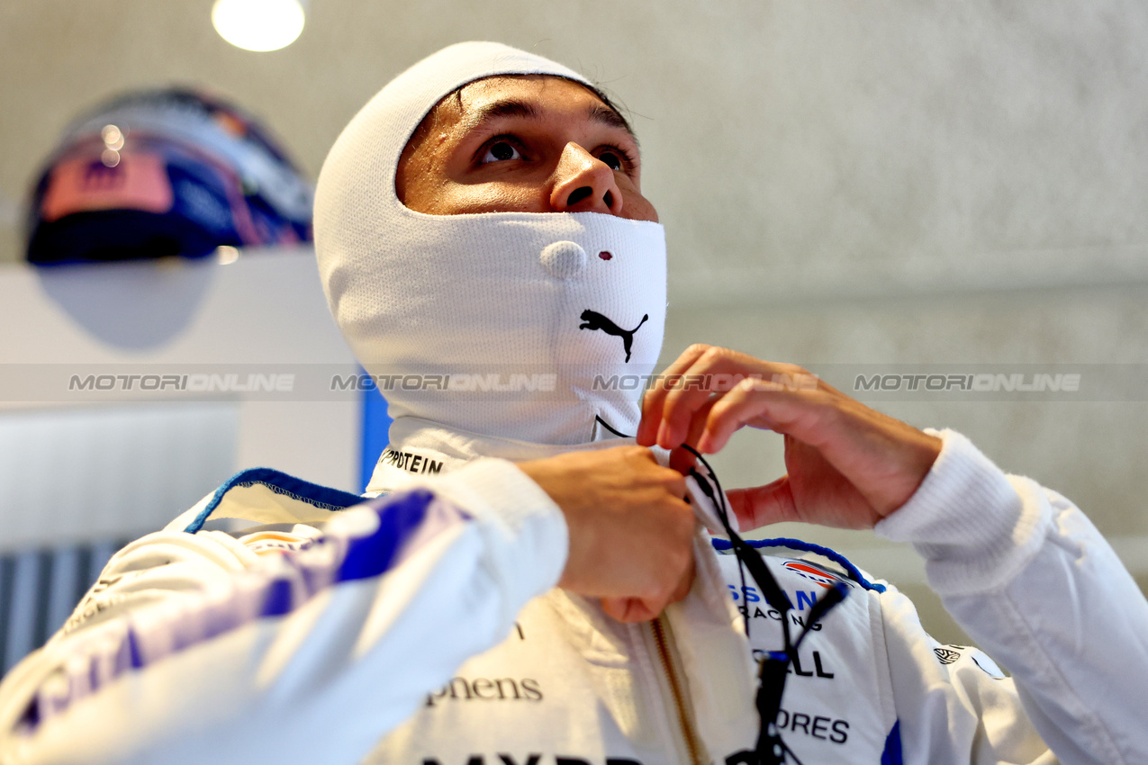 GP OLANDA, Alexander Albon (THA) Atlassian Williams Racing.

30.08.2025. Formula 1 World Championship, Rd 15, Dutch Grand Prix, Zandvoort, Netherlands, Qualifiche Day.

- www.xpbimages.com, EMail: requests@xpbimages.com © Copyright: Bearne / XPB Images