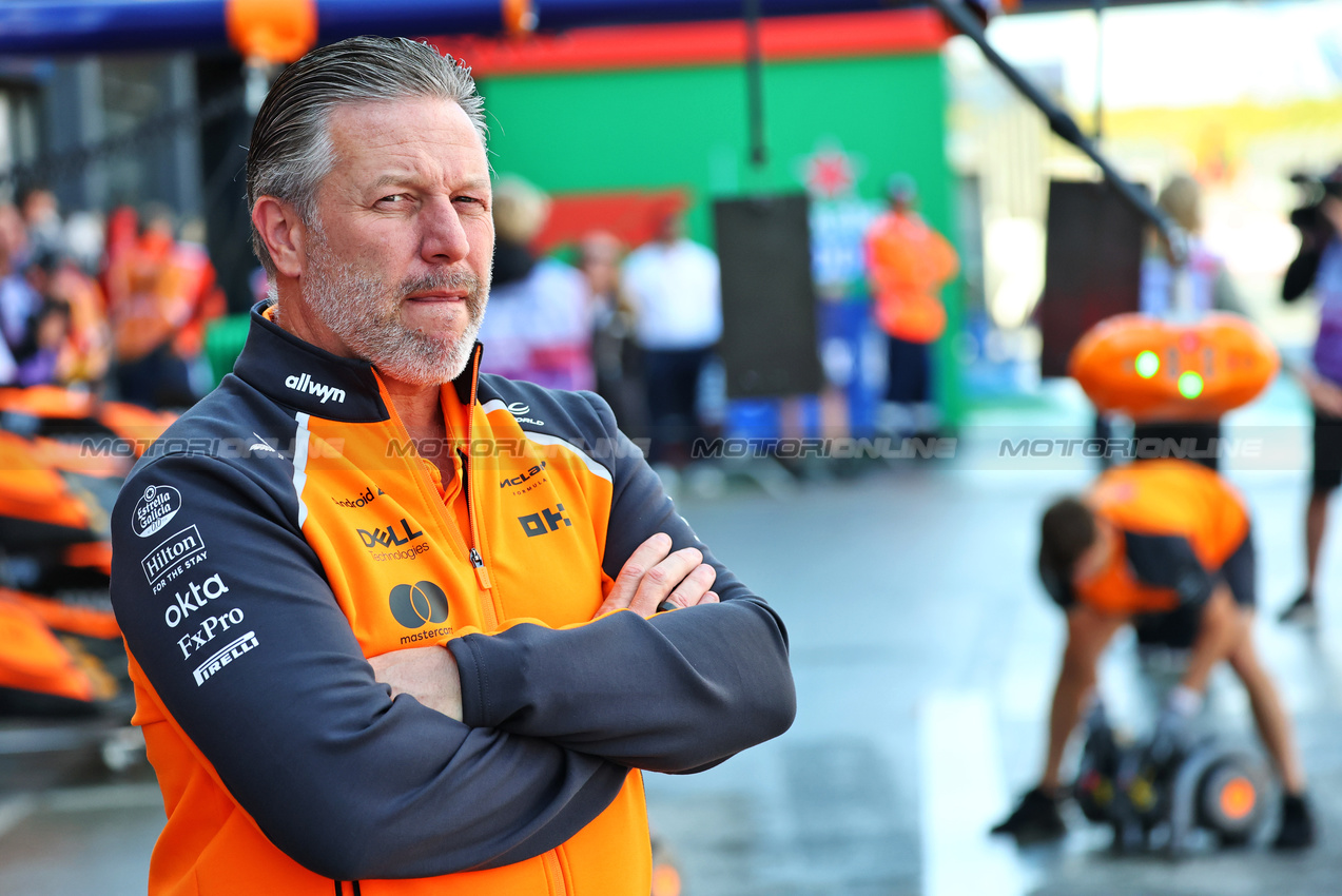 GP OLANDA, Zak Brown (USA) McLaren Executive Director.

30.08.2025. Formula 1 World Championship, Rd 15, Dutch Grand Prix, Zandvoort, Netherlands, Qualifiche Day.

- www.xpbimages.com, EMail: requests@xpbimages.com © Copyright: Batchelor / XPB Images