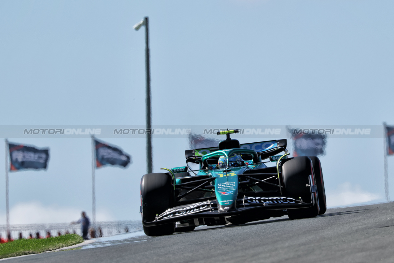 GP OLANDA, Fernando Alonso (ESP) Aston Martin F1 Team AMR25.

30.08.2025. Formula 1 World Championship, Rd 15, Dutch Grand Prix, Zandvoort, Netherlands, Qualifiche Day.

- www.xpbimages.com, EMail: requests@xpbimages.com © Copyright: Moy / XPB Images