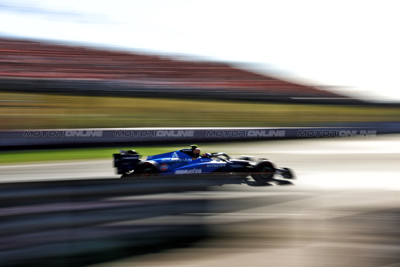 GP OLANDA, Carlos Sainz (ESP) Atlassian Williams Racing FW47.

30.08.2025. Formula 1 World Championship, Rd 15, Dutch Grand Prix, Zandvoort, Netherlands, Qualifiche Day.

- www.xpbimages.com, EMail: requests@xpbimages.com © Copyright: Charniaux / XPB Images