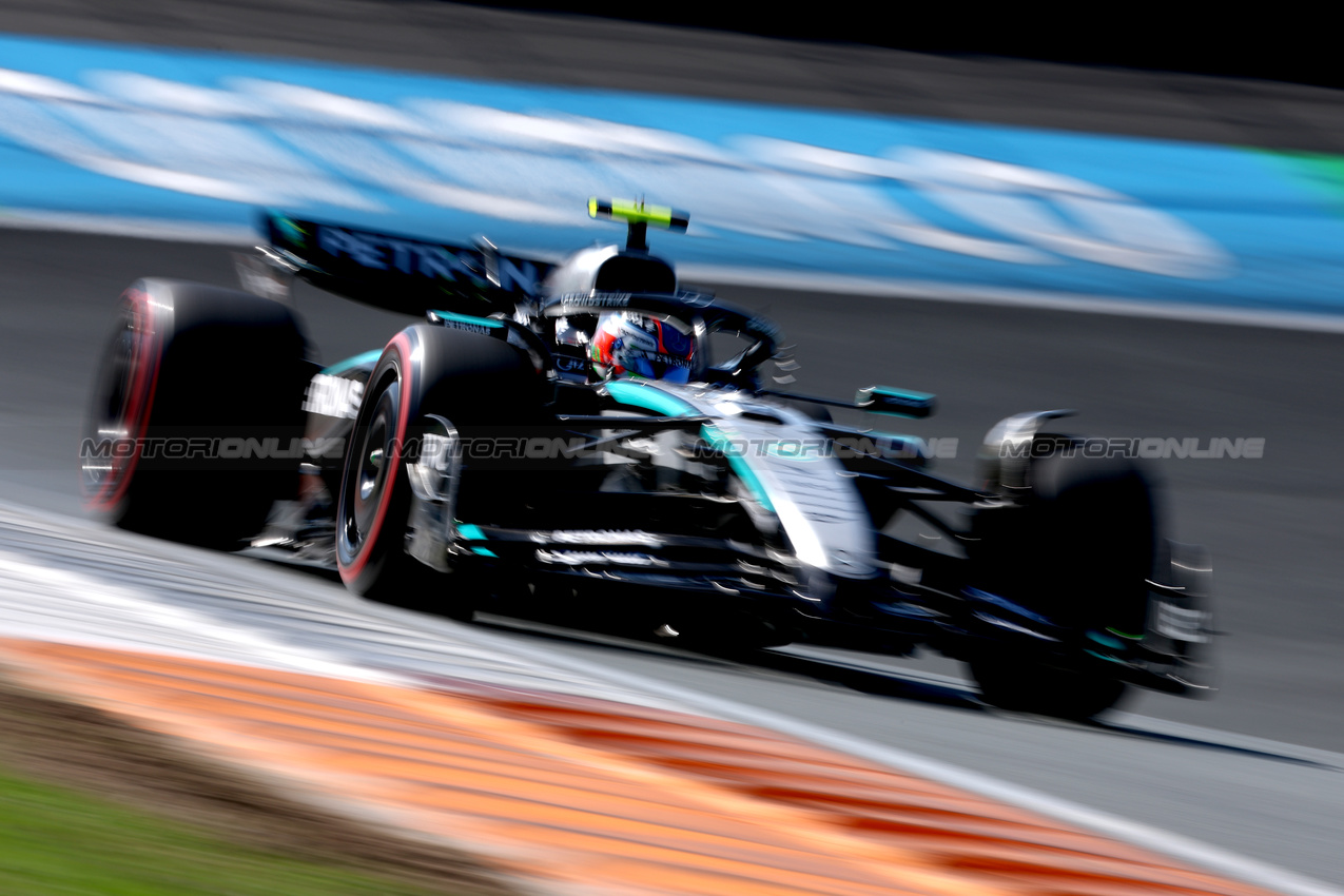 GP OLANDA, Andrea Kimi Antonelli (ITA) Mercedes AMG F1 W16.

30.08.2025. Formula 1 World Championship, Rd 15, Dutch Grand Prix, Zandvoort, Netherlands, Qualifiche Day.

 - www.xpbimages.com, EMail: requests@xpbimages.com © Copyright: Coates / XPB Images