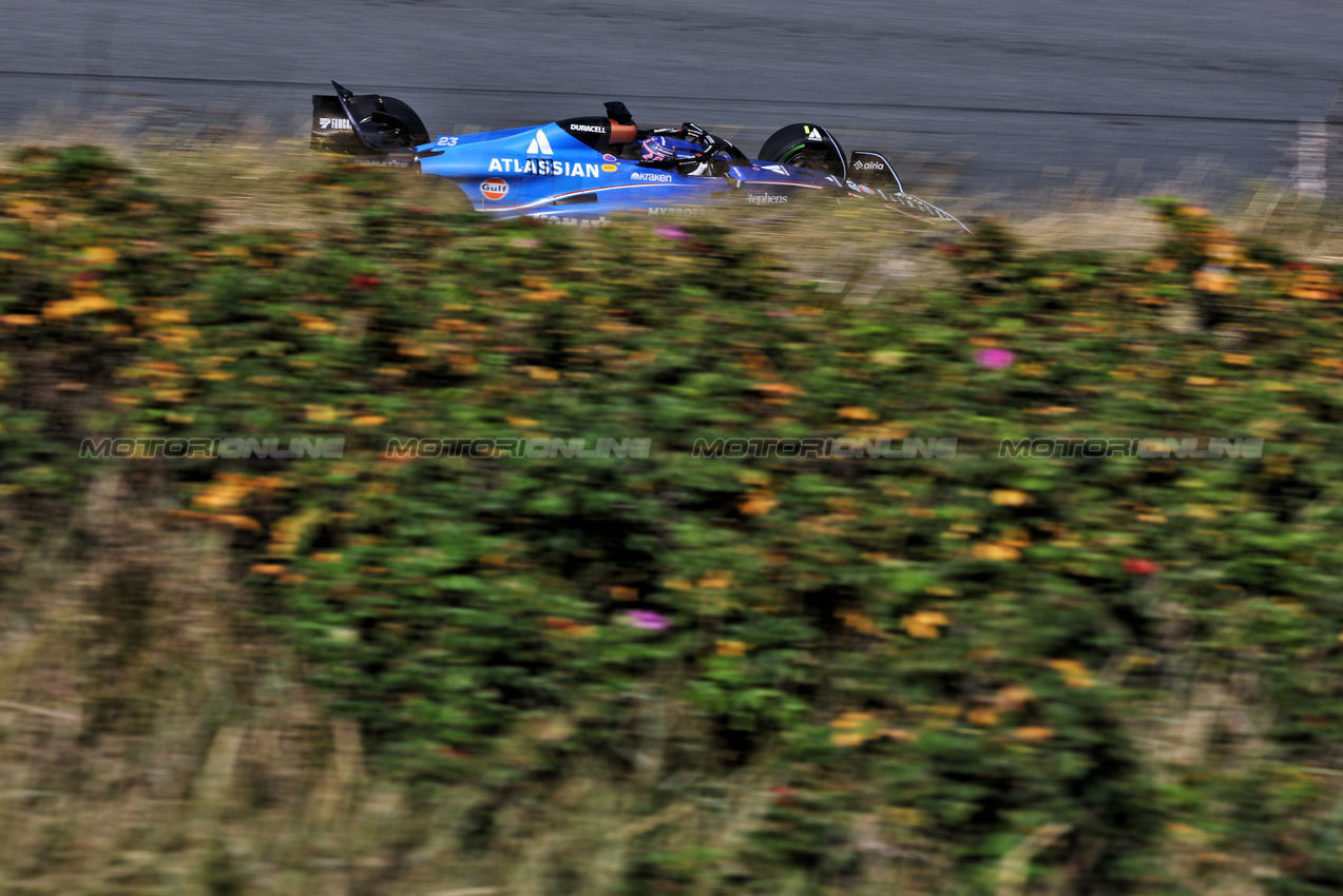 GP OLANDA, Alexander Albon (THA) Atlassian Williams Racing FW47.

30.08.2025. Formula 1 World Championship, Rd 15, Dutch Grand Prix, Zandvoort, Netherlands, Qualifiche Day.

- www.xpbimages.com, EMail: requests@xpbimages.com © Copyright: Charniaux / XPB Images