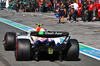 GP OLANDA, Liam Lawson (NZL) Racing Bulls VCARB 02 passes Yuki Tsunoda (JPN) Red Bull Racing in the pits.

30.08.2025. Formula 1 World Championship, Rd 15, Dutch Grand Prix, Zandvoort, Netherlands, Qualifiche Day.

- www.xpbimages.com, EMail: requests@xpbimages.com © Copyright: Batchelor / XPB Images