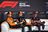 GP OLANDA, (L to R): Lando Norris (GBR) McLaren; Oscar Piastri (AUS) McLaren e Max Verstappen (NLD) Red Bull Racing in the post qualifying FIA Press Conference.

30.08.2025. Formula 1 World Championship, Rd 15, Dutch Grand Prix, Zandvoort, Netherlands, Qualifiche Day.

- www.xpbimages.com, EMail: requests@xpbimages.com © Copyright: Moy / XPB Images