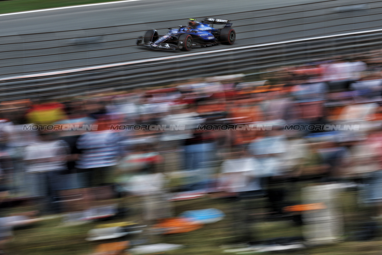 GP OLANDA, Carlos Sainz (ESP) Atlassian Williams Racing FW47.

29.08.2025. Formula 1 World Championship, Rd 15, Dutch Grand Prix, Zandvoort, Netherlands, Practice Day.

- www.xpbimages.com, EMail: requests@xpbimages.com © Copyright: Moy / XPB Images