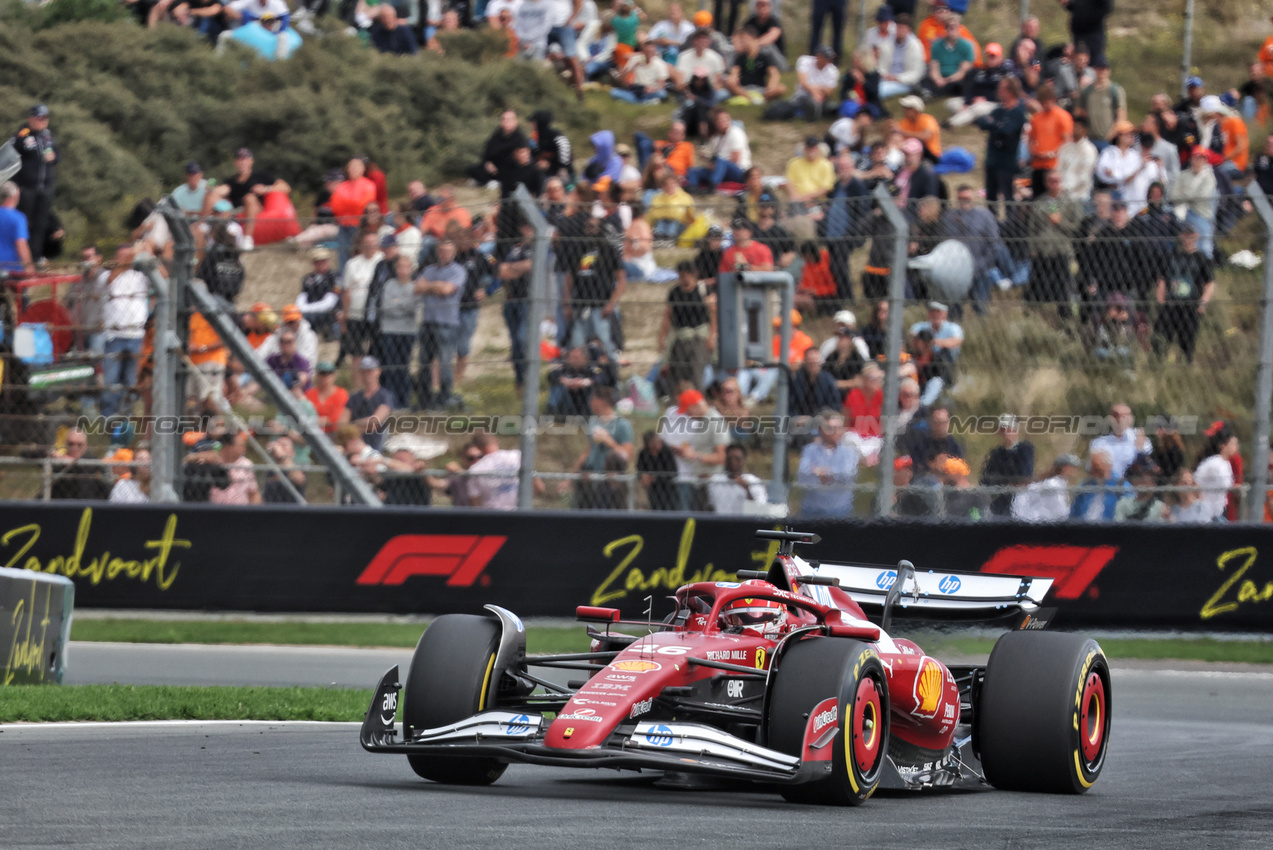 GP OLANDA, Charles Leclerc (MON) Ferrari SF-25.

29.08.2025. Formula 1 World Championship, Rd 15, Dutch Grand Prix, Zandvoort, Netherlands, Practice Day.

- www.xpbimages.com, EMail: requests@xpbimages.com © Copyright: Bearne / XPB Images