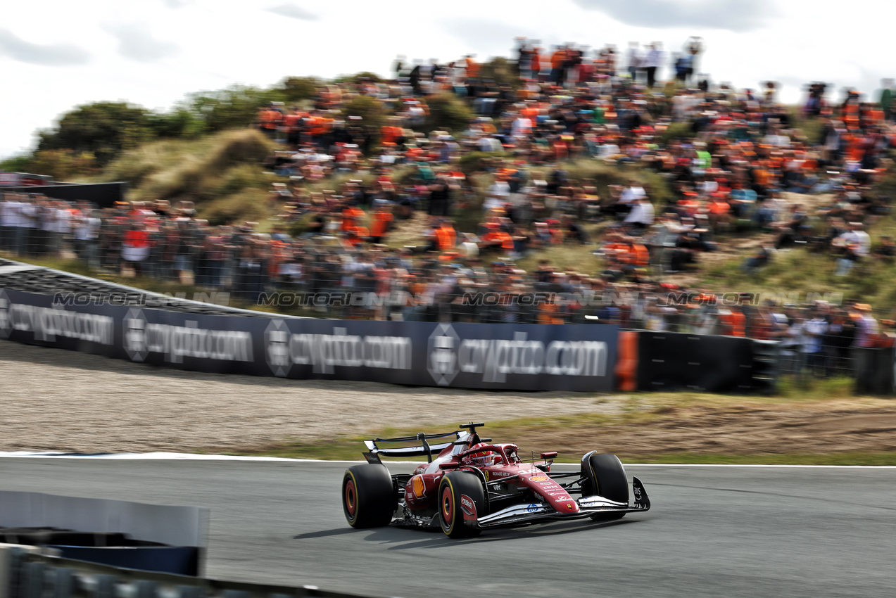 GP OLANDA, Charles Leclerc (MON) Ferrari SF-25.

29.08.2025. Formula 1 World Championship, Rd 15, Dutch Grand Prix, Zandvoort, Netherlands, Practice Day.

- www.xpbimages.com, EMail: requests@xpbimages.com © Copyright: Bearne / XPB Images