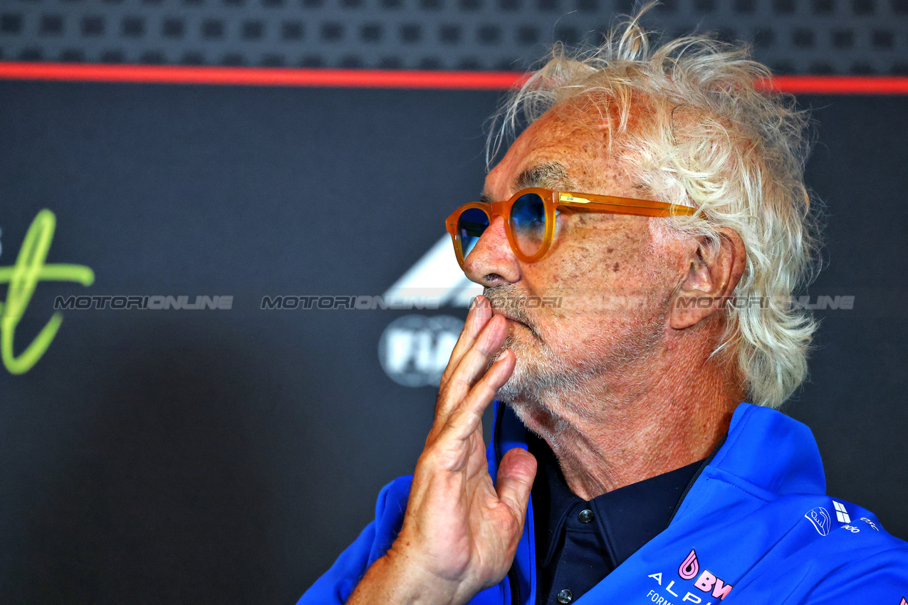 GP OLANDA, Flavio Briatore (ITA) Alpine F1 Team Executive Advisor in the FIA Press Conference.

29.08.2025. Formula 1 World Championship, Rd 15, Dutch Grand Prix, Zandvoort, Netherlands, Practice Day.

- www.xpbimages.com, EMail: requests@xpbimages.com © Copyright: Batchelor / XPB Images