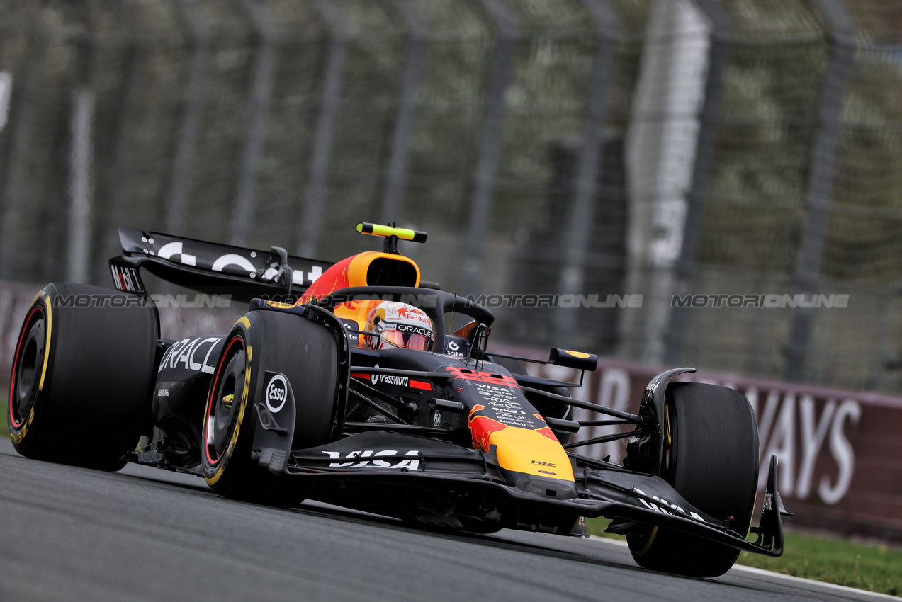 GP OLANDA, Yuki Tsunoda (JPN) Red Bull Racing RB21.

29.08.2025. Formula 1 World Championship, Rd 15, Dutch Grand Prix, Zandvoort, Netherlands, Practice Day.

- www.xpbimages.com, EMail: requests@xpbimages.com © Copyright: Charniaux / XPB Images