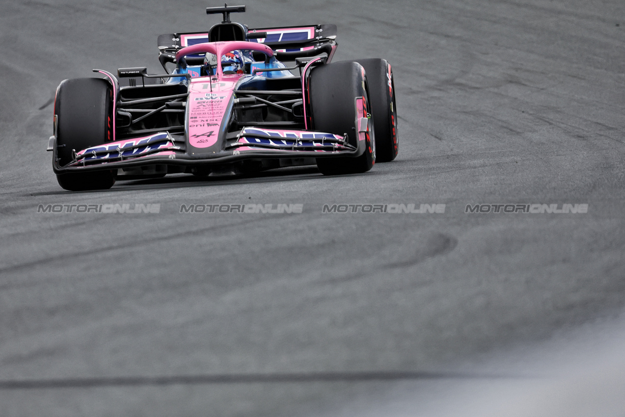 GP OLANDA, Pierre Gasly (FRA) Alpine F1 Team A525.

29.08.2025. Formula 1 World Championship, Rd 15, Dutch Grand Prix, Zandvoort, Netherlands, Practice Day.

- www.xpbimages.com, EMail: requests@xpbimages.com © Copyright: Bearne / XPB Images