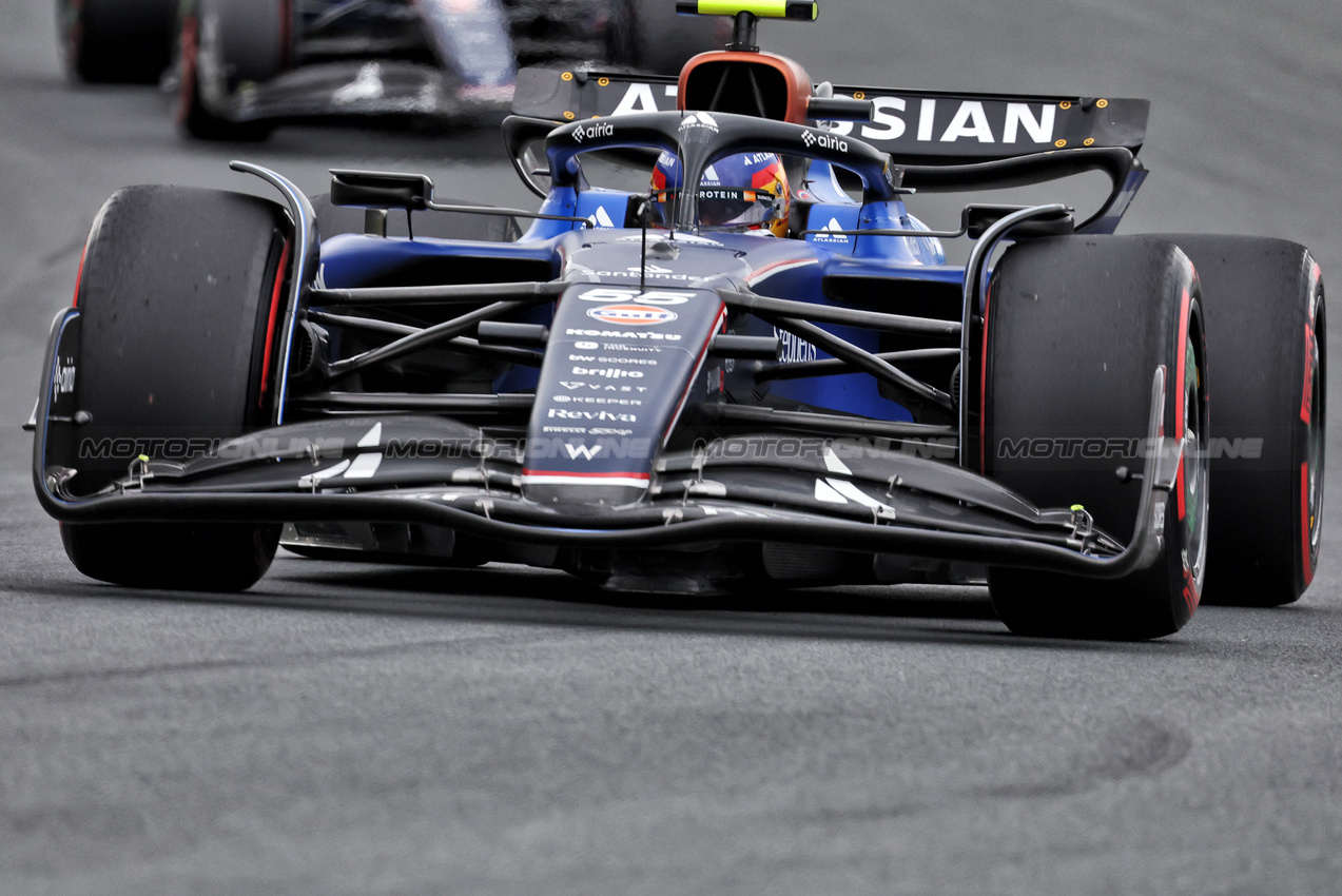 GP OLANDA, Carlos Sainz (ESP) Atlassian Williams Racing FW47.

29.08.2025. Formula 1 World Championship, Rd 15, Dutch Grand Prix, Zandvoort, Netherlands, Practice Day.

- www.xpbimages.com, EMail: requests@xpbimages.com © Copyright: Bearne / XPB Images