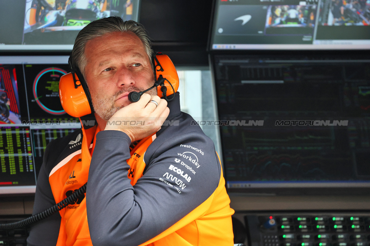 GP OLANDA, Zak Brown (USA) McLaren Executive Director.

29.08.2025. Formula 1 World Championship, Rd 15, Dutch Grand Prix, Zandvoort, Netherlands, Practice Day.

- www.xpbimages.com, EMail: requests@xpbimages.com © Copyright: Batchelor / XPB Images